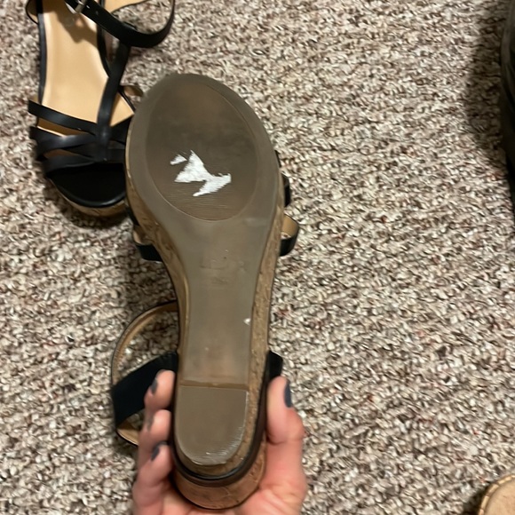 Unisa Faux Cork Wedges.  Guc some signs of wear. - Picture 5 of 10
